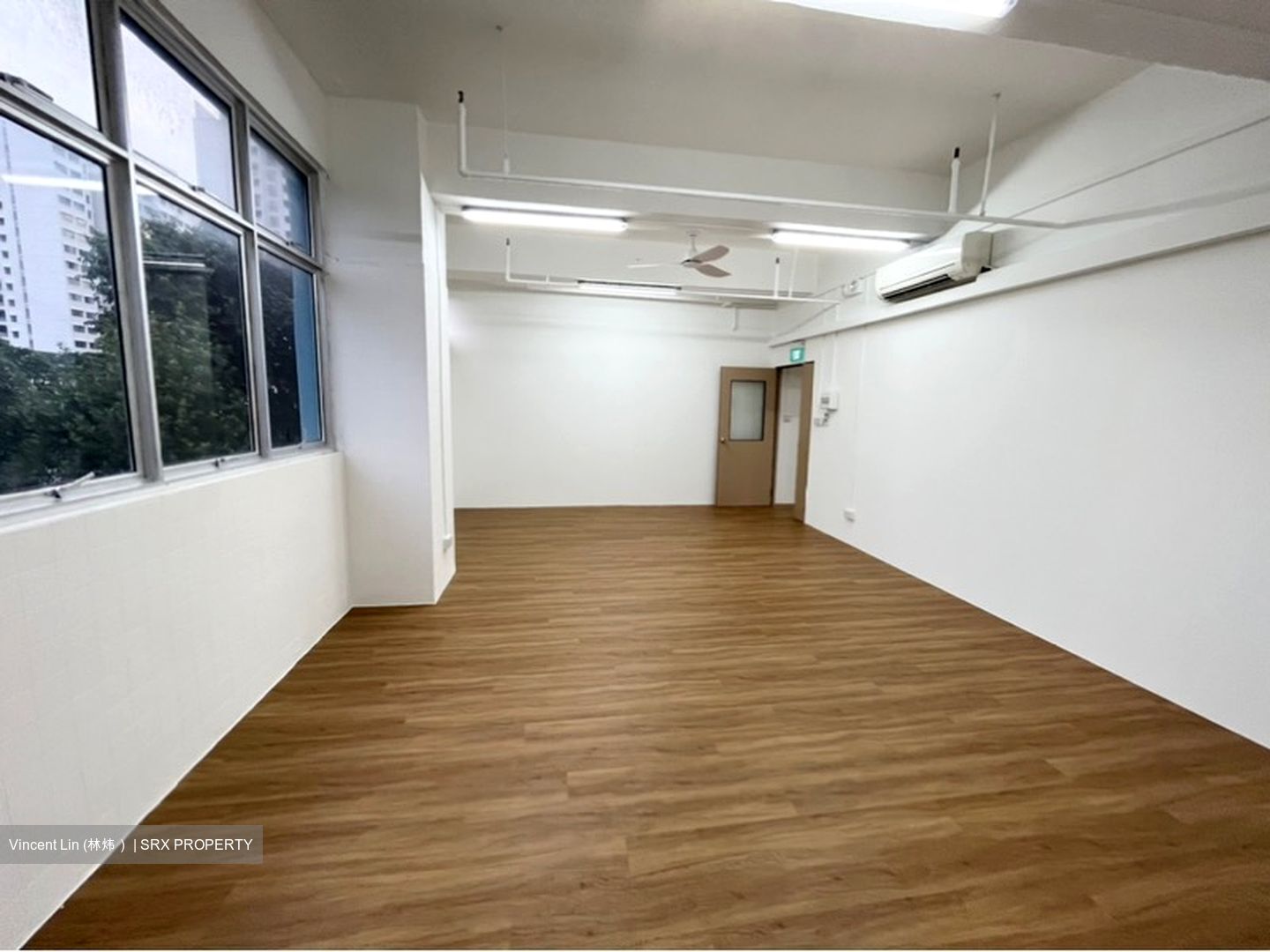 Yi Guang Factory Building (D14), Warehouse #604824321